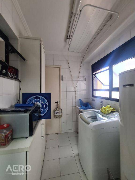 Apartamento à venda com 3 quartos, 107m² - Foto 7