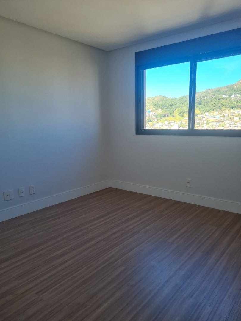 Apartamento à venda com 3 quartos, 123m² - Foto 14