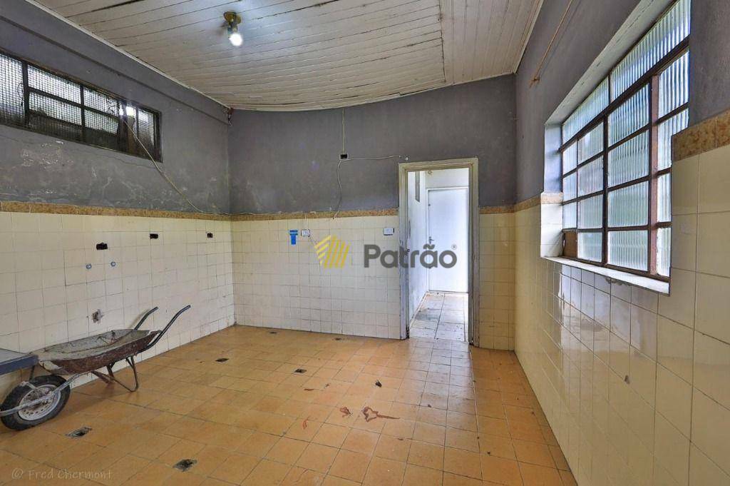 Chácara à venda e aluguel com 6 quartos, 330m² - Foto 37