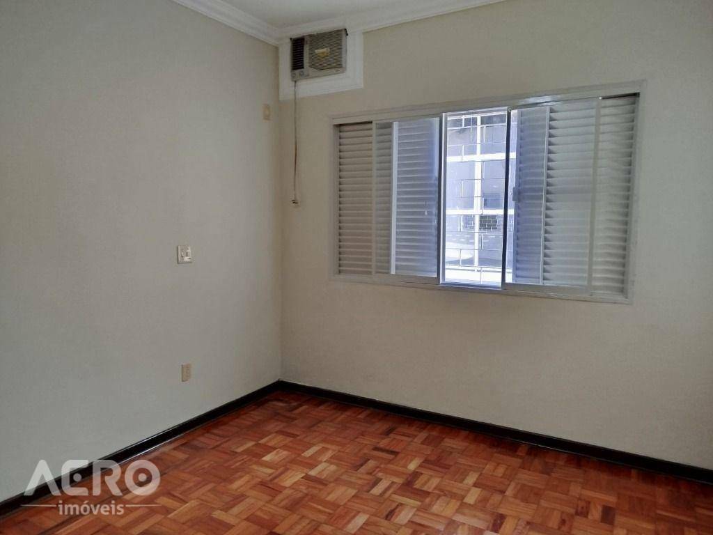 Casa para alugar com 3 quartos, 184m² - Foto 17