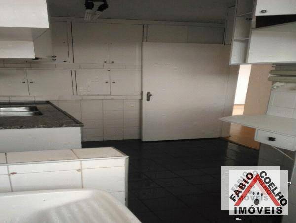 Apartamento à venda com 2 quartos, 66m² - Foto 1