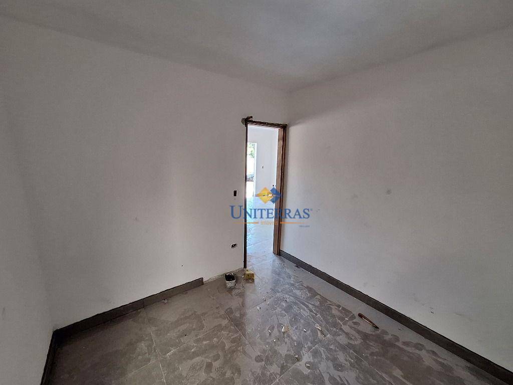 Apartamento à venda com 8 quartos, 210m² - Foto 16