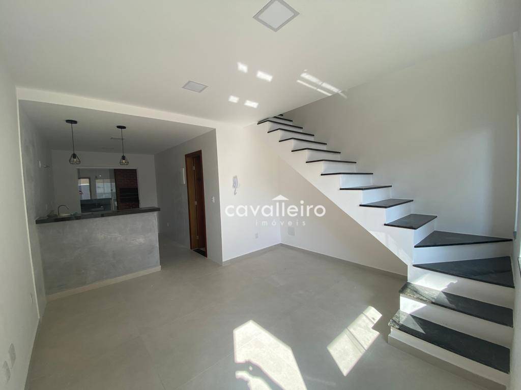 Casa à venda com 2 quartos, 80m² - Foto 3