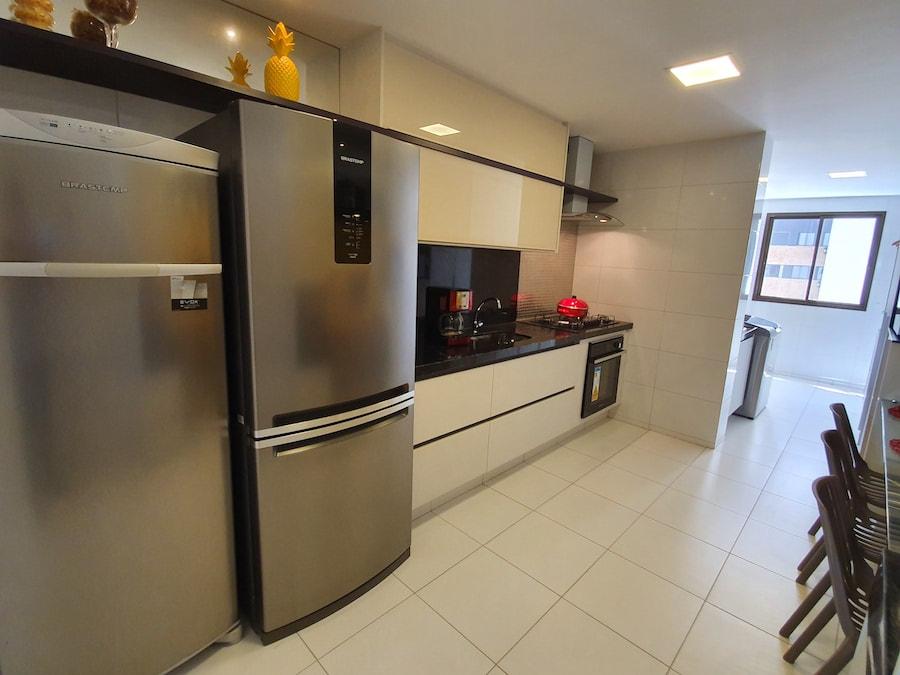 Apartamento à venda com 3 quartos, 162m² - Foto 18