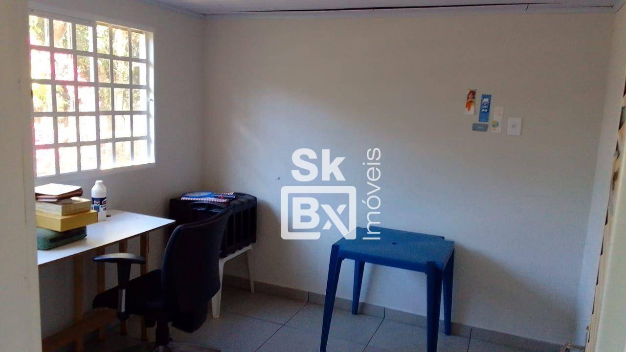 Chácara à venda com 5 quartos, 200m² - Foto 22