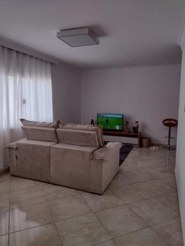 Apartamento à venda com 2 quartos, 62m² - Foto 1