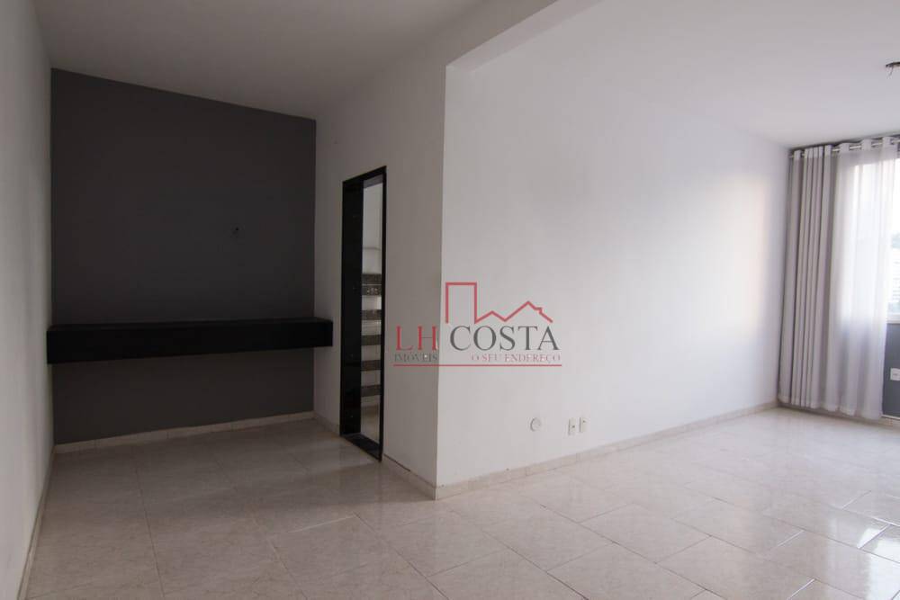 Apartamento à venda com 1 quarto, 60m² - Foto 1