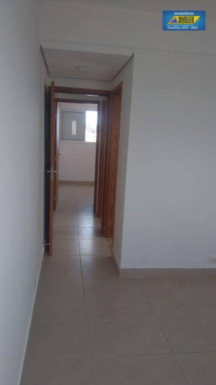 Apartamento à venda com 2 quartos, 65m² - Foto 11