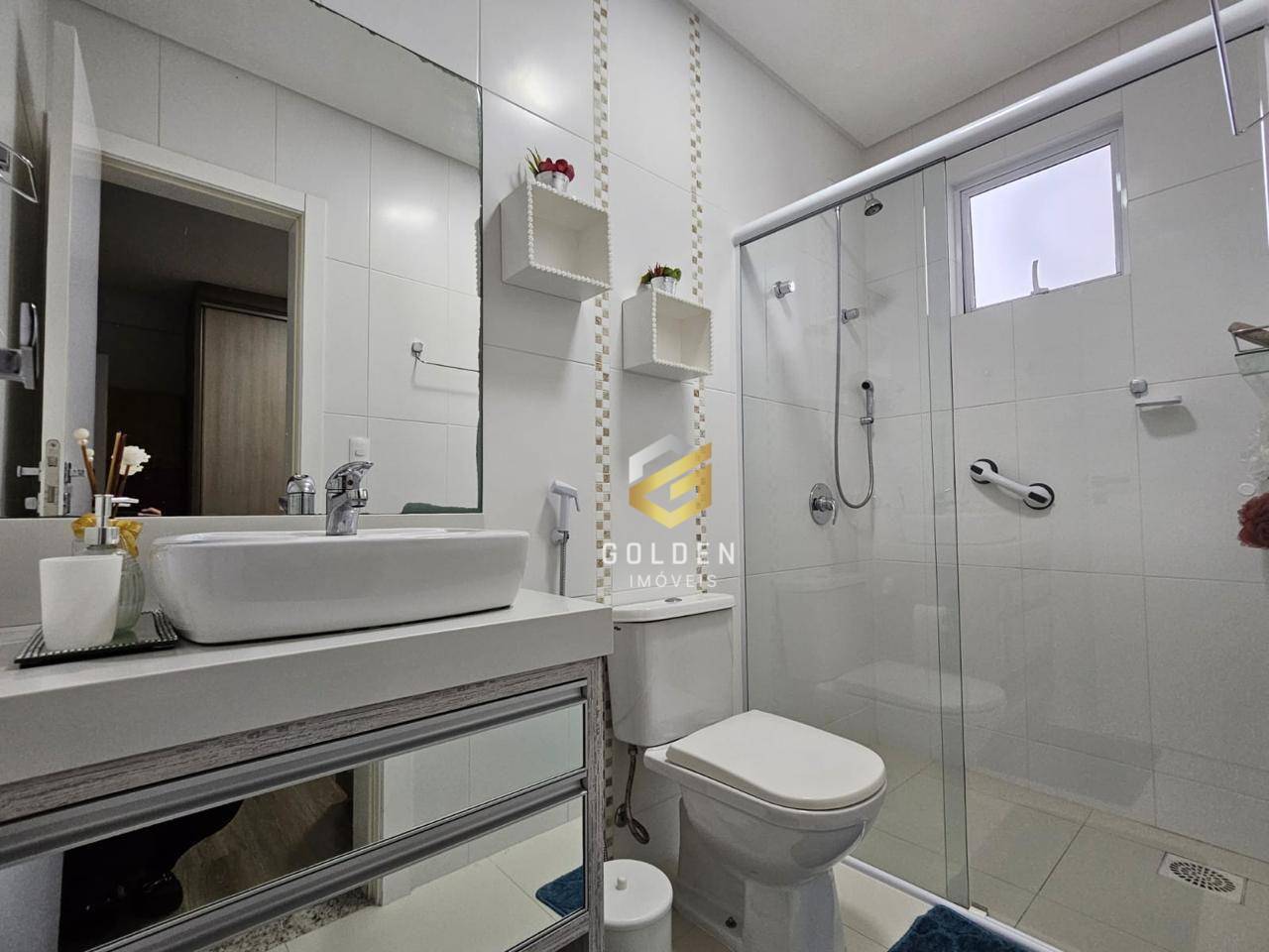 Apartamento à venda com 3 quartos, 121m² - Foto 10