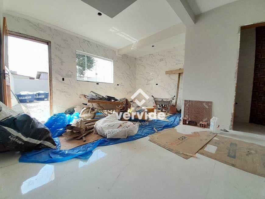 Sobrado à venda com 3 quartos, 110m² - Foto 2