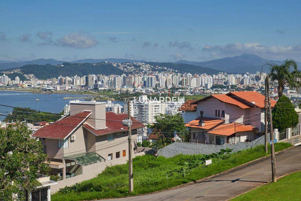 Casa à venda com 3 quartos, 220M2 - Foto 19