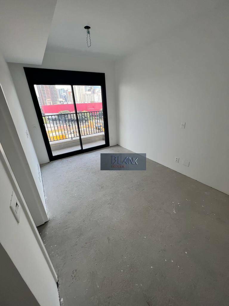 Apartamento para alugar com 3 quartos, 145m² - Foto 6