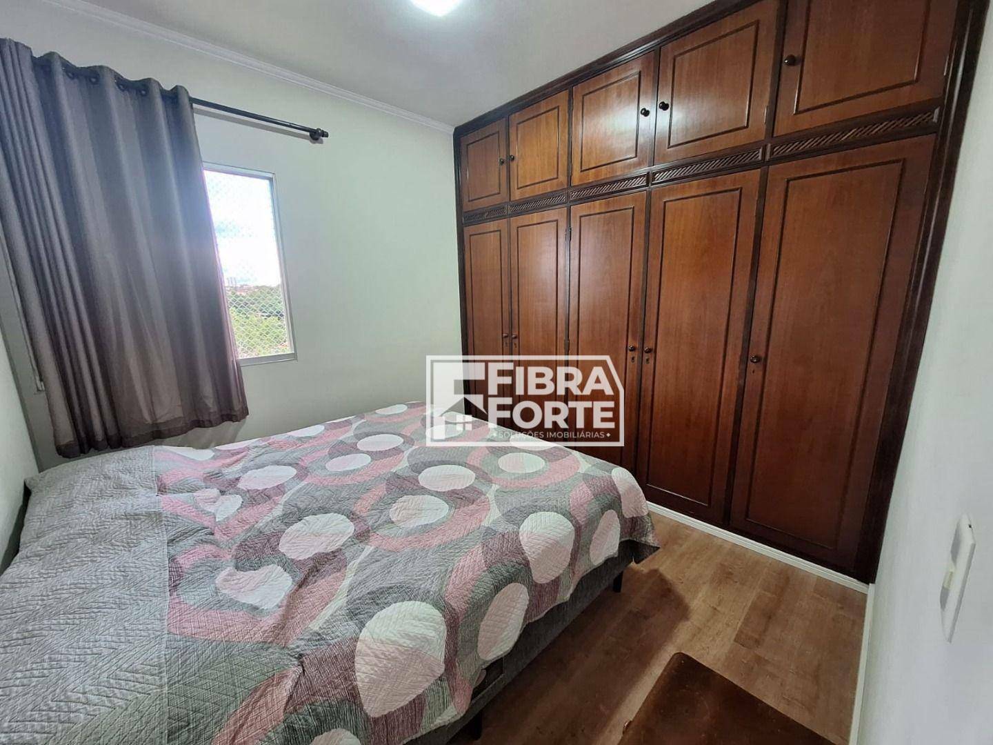 Apartamento à venda com 3 quartos, 75m² - Foto 11