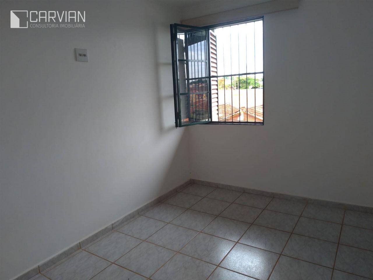 Apartamento à venda com 3 quartos, 76m² - Foto 12