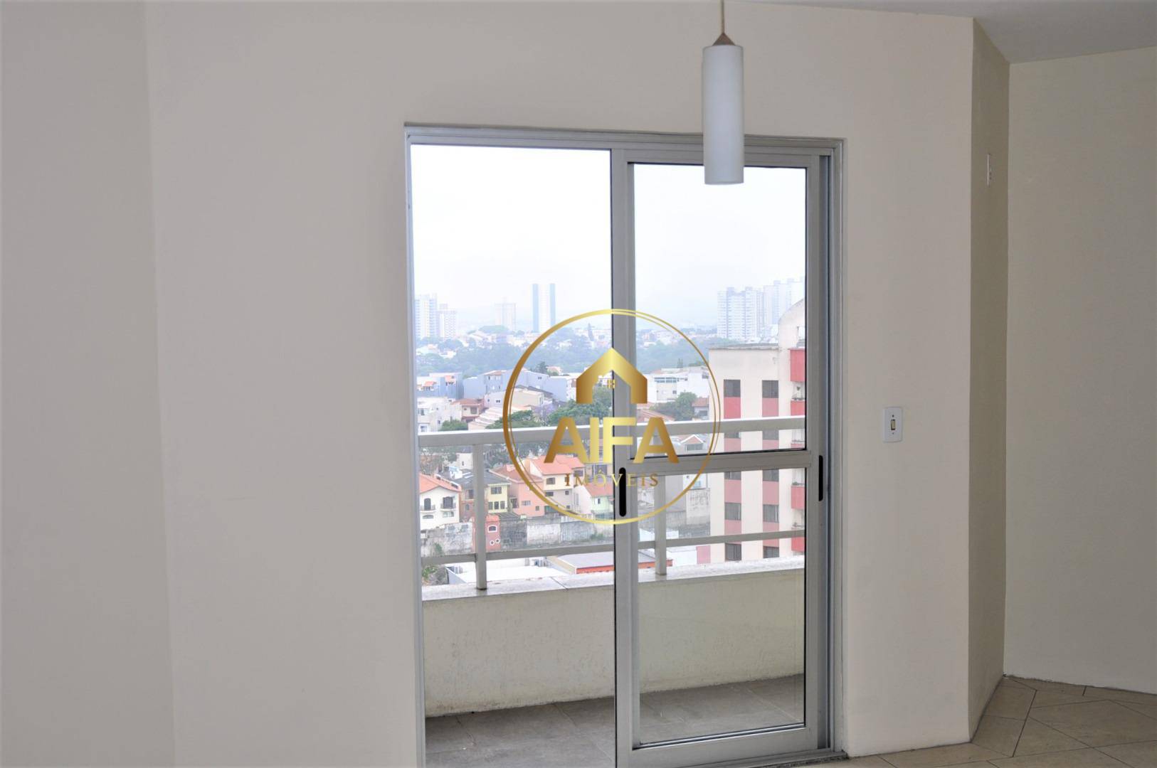 Apartamento à venda com 3 quartos, 87m² - Foto 2