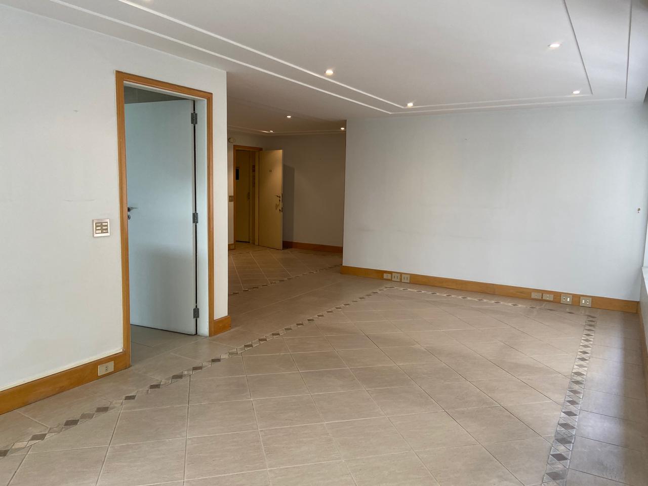 Apartamento à venda com 3 quartos, 188m² - Foto 5