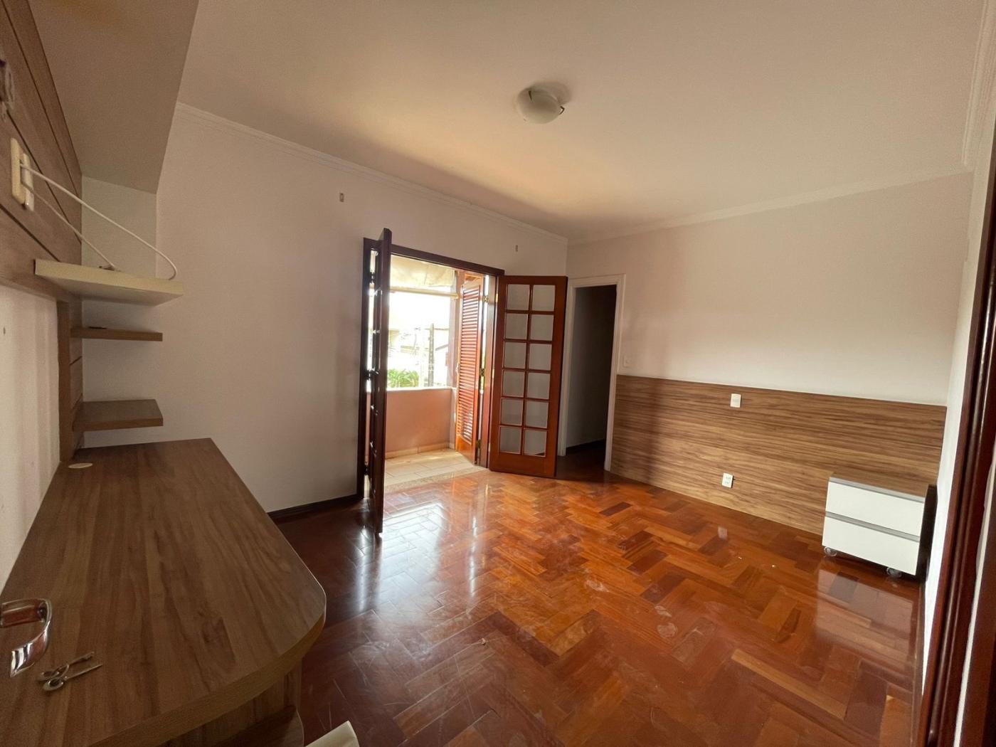 Casa para alugar com 3 quartos, 286m² - Foto 14