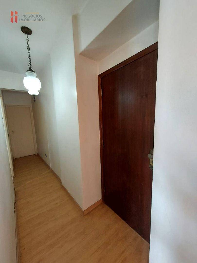 Apartamento à venda com 2 quartos, 68m² - Foto 5