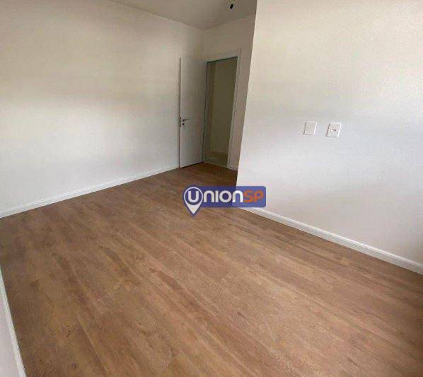 Apartamento à venda com 3 quartos, 94m² - Foto 1