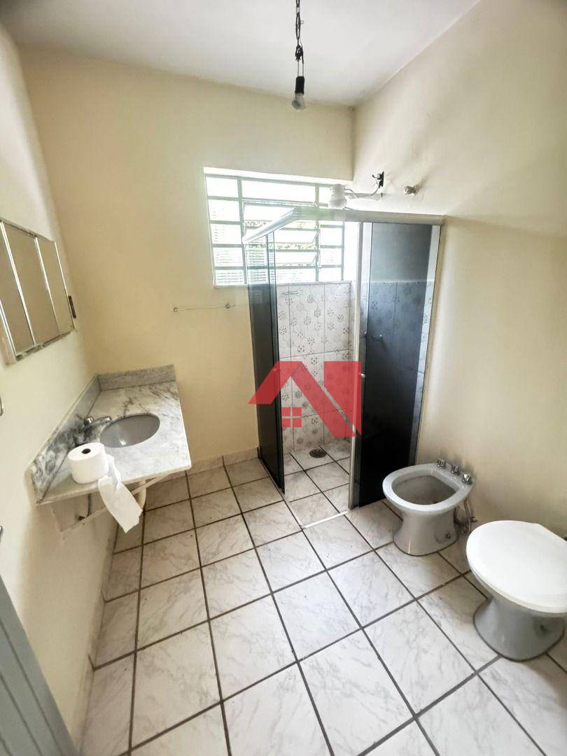 Sobrado para alugar com 5 quartos, 233m² - Foto 14