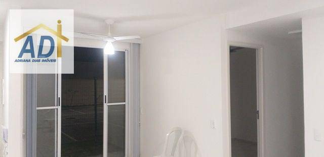 Apartamento à venda com 2 quartos, 65m² - Foto 4