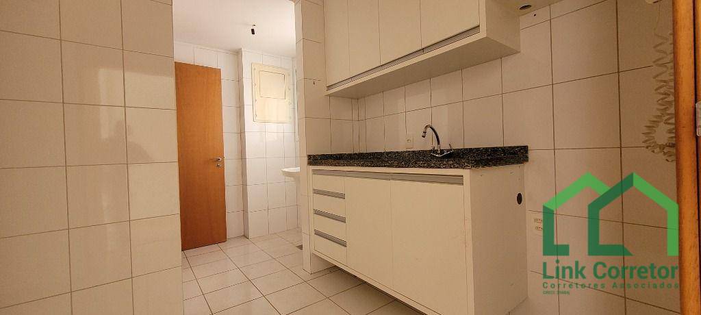 Apartamento à venda com 3 quartos, 83m² - Foto 6