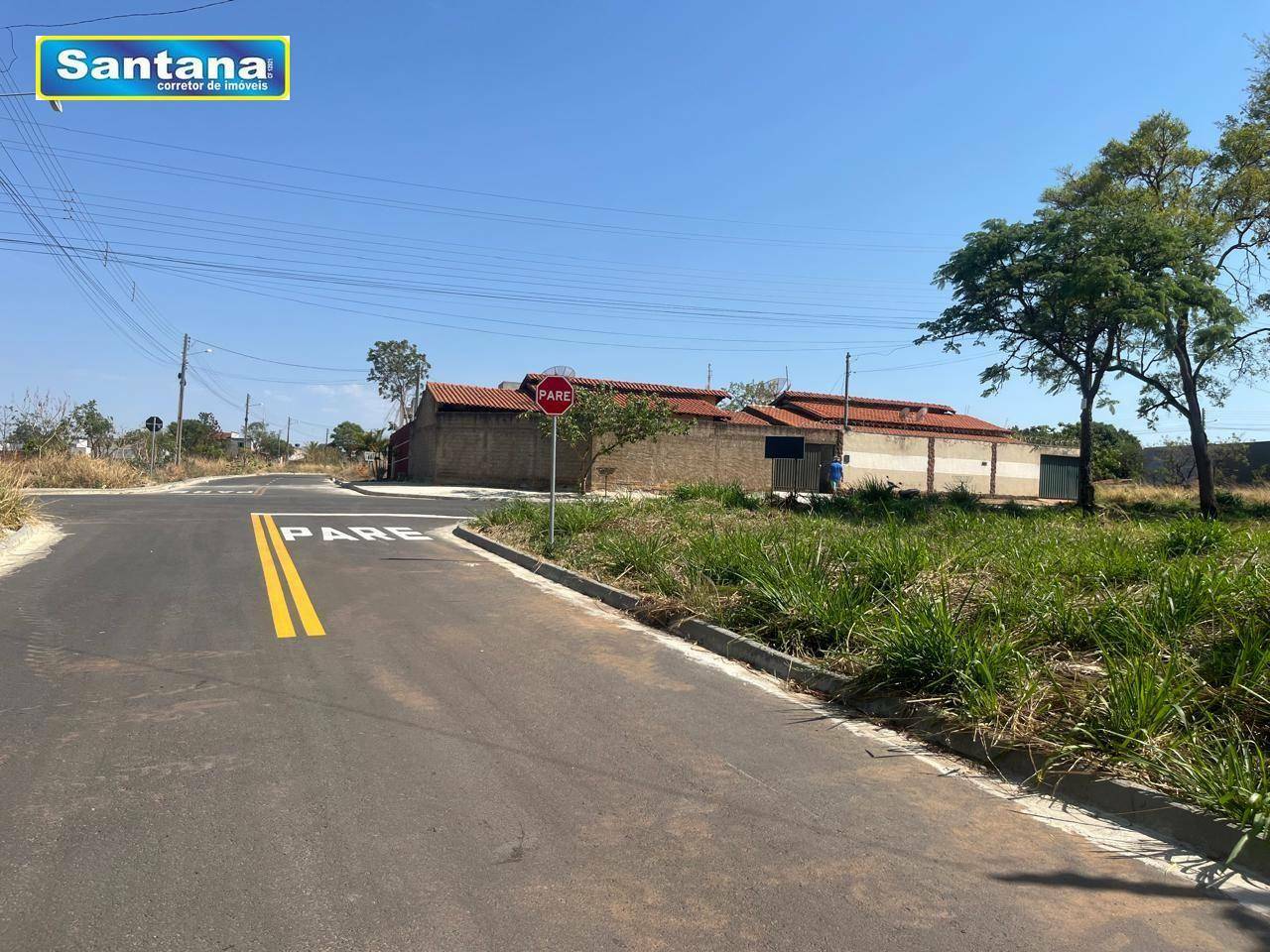 Casa à venda com 2 quartos, 110m² - Foto 4