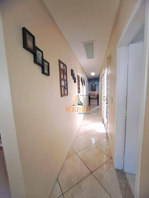 Casa à venda com 3 quartos, 109m² - Foto 12