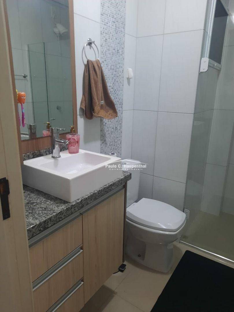 Apartamento à venda com 3 quartos, 81m² - Foto 4