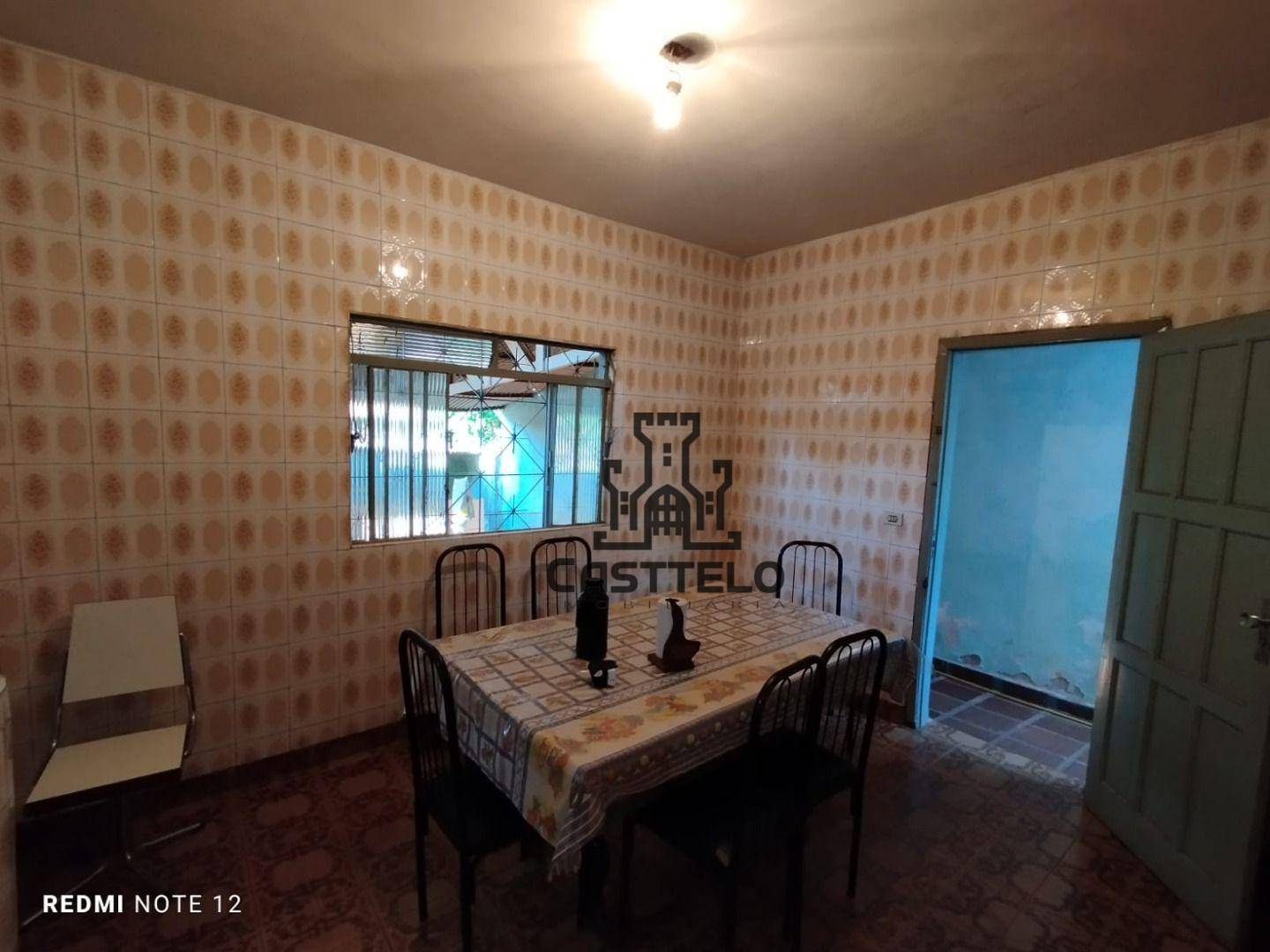 Casa à venda com 4 quartos, 240m² - Foto 6