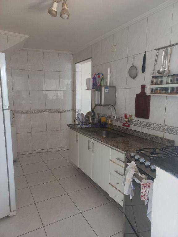 Sobrado à venda com 3 quartos, 100m² - Foto 6