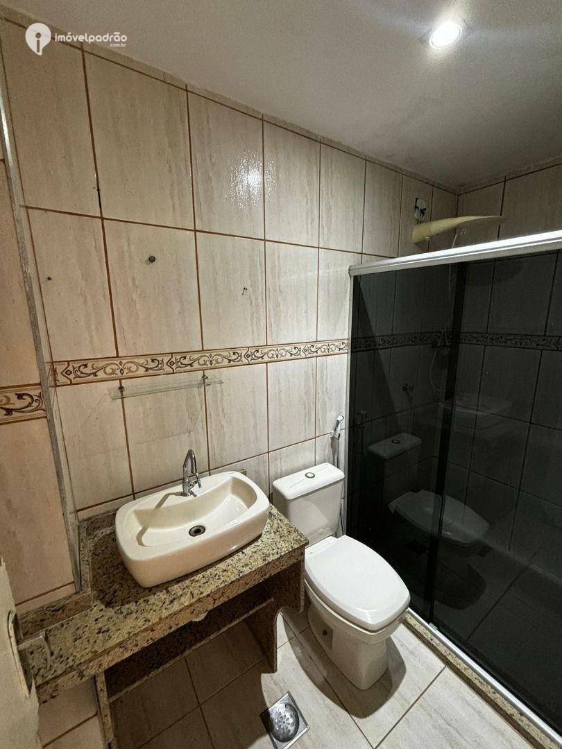 Apartamento para alugar com 2 quartos, 70m² - Foto 11