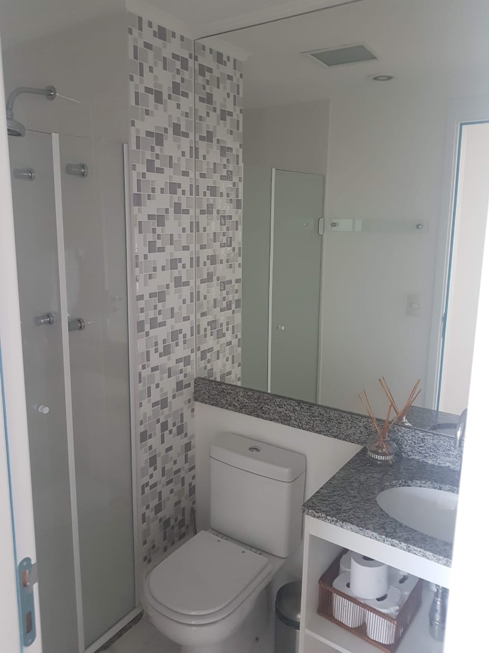 Apartamento à venda com 2 quartos, 68m² - Foto 12