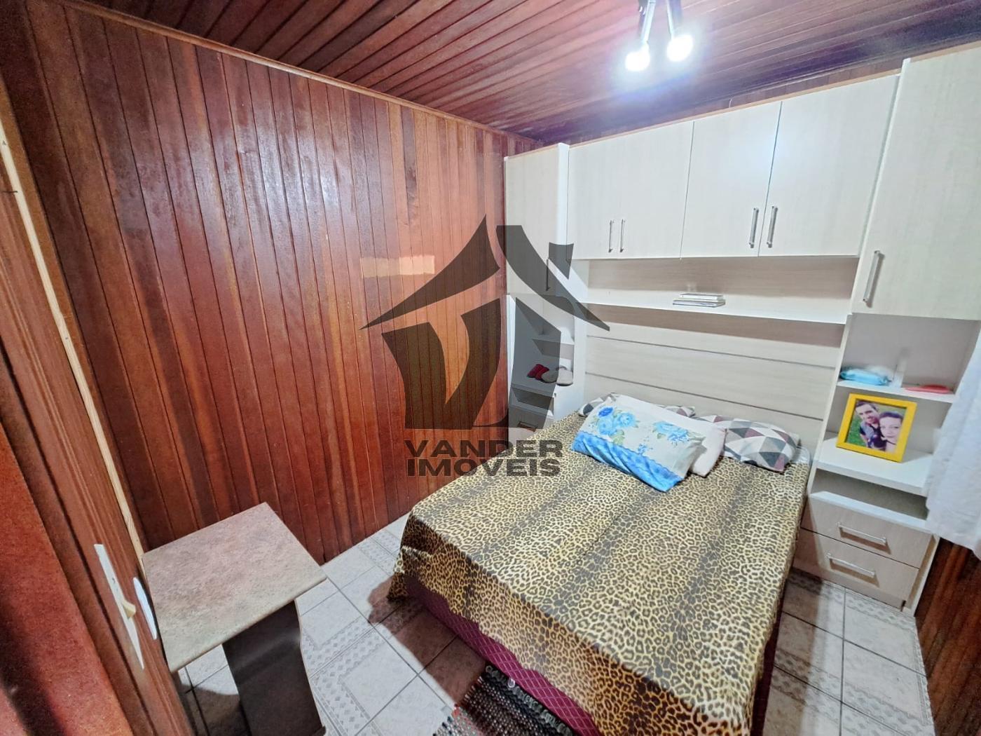 Casa à venda com 3 quartos, 300m² - Foto 8