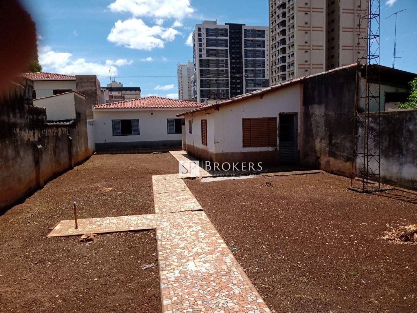 Casa à venda com 3 quartos, 250m² - Foto 5