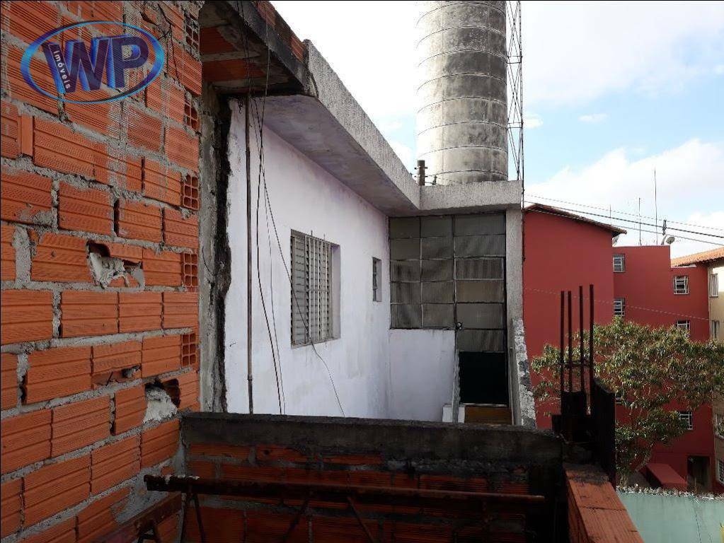 Casa à venda com 4 quartos, 200m² - Foto 5