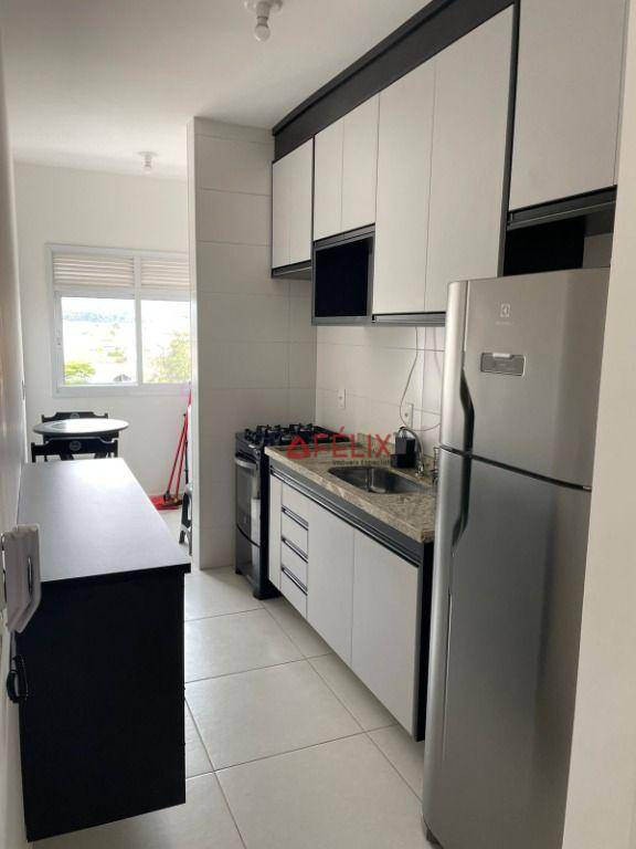 Apartamento à venda com 2 quartos, 65m² - Foto 2