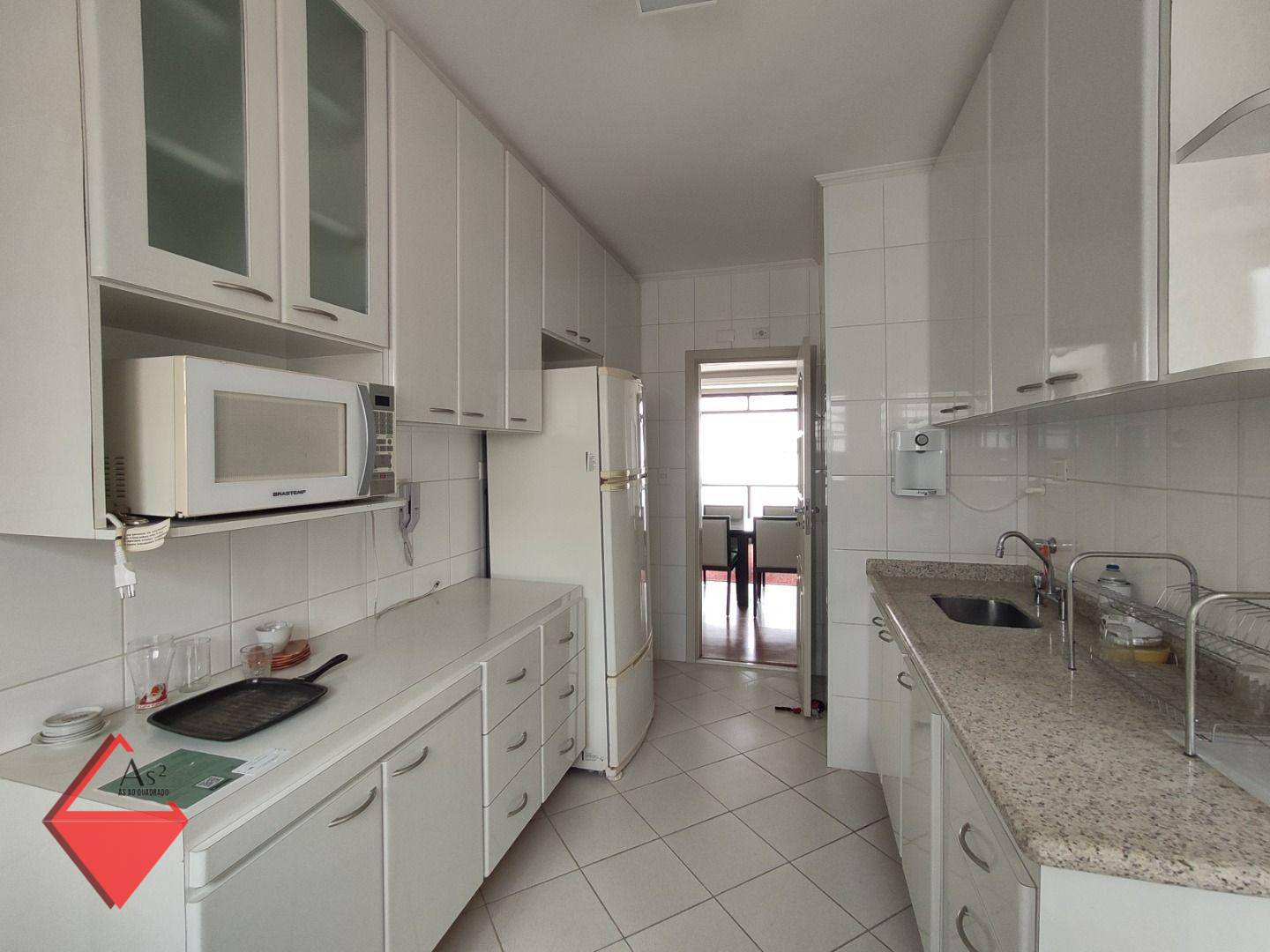 Apartamento à venda com 3 quartos, 136m² - Foto 23