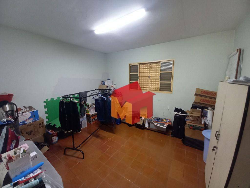 Casa à venda com 2 quartos, 50m² - Foto 9