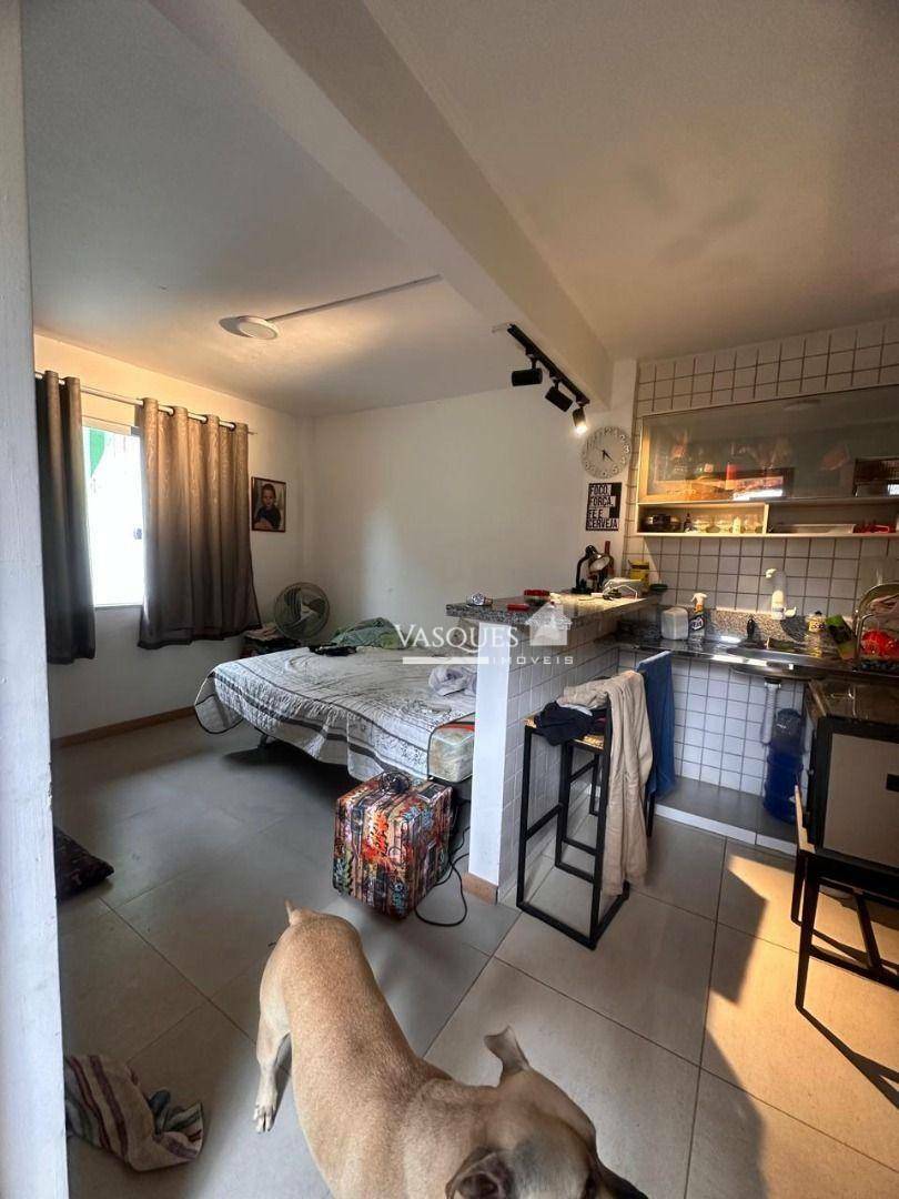 Casa à venda com 4 quartos, 310M2 - Foto 19