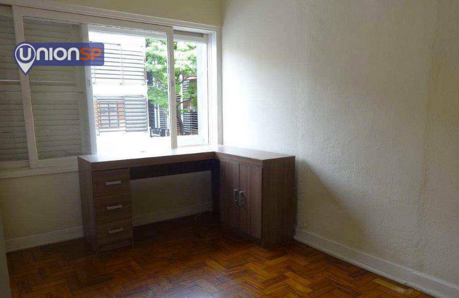 Apartamento à venda com 2 quartos, 75m² - Foto 2