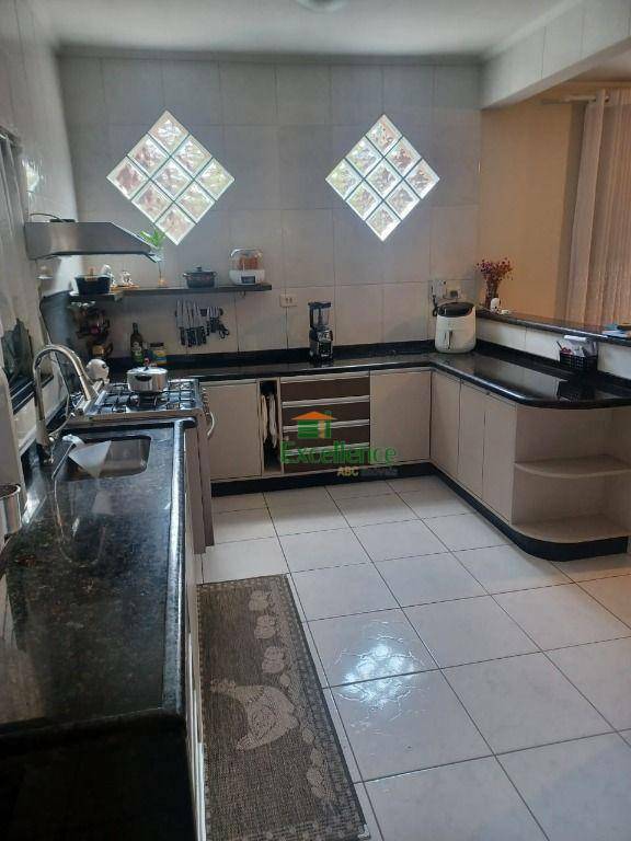 Sobrado à venda com 3 quartos, 96m² - Foto 4