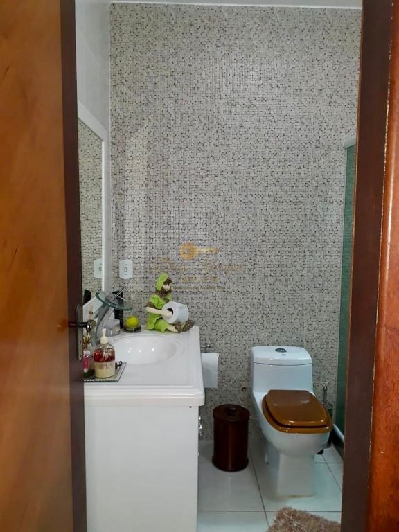 Casa de Condomínio à venda com 4 quartos, 320m² - Foto 25