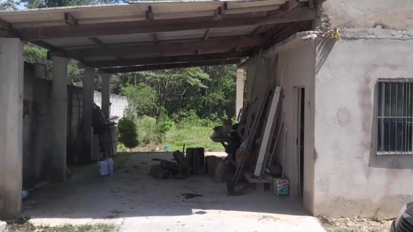 Chácara à venda com 2 quartos, 1800m² - Foto 3