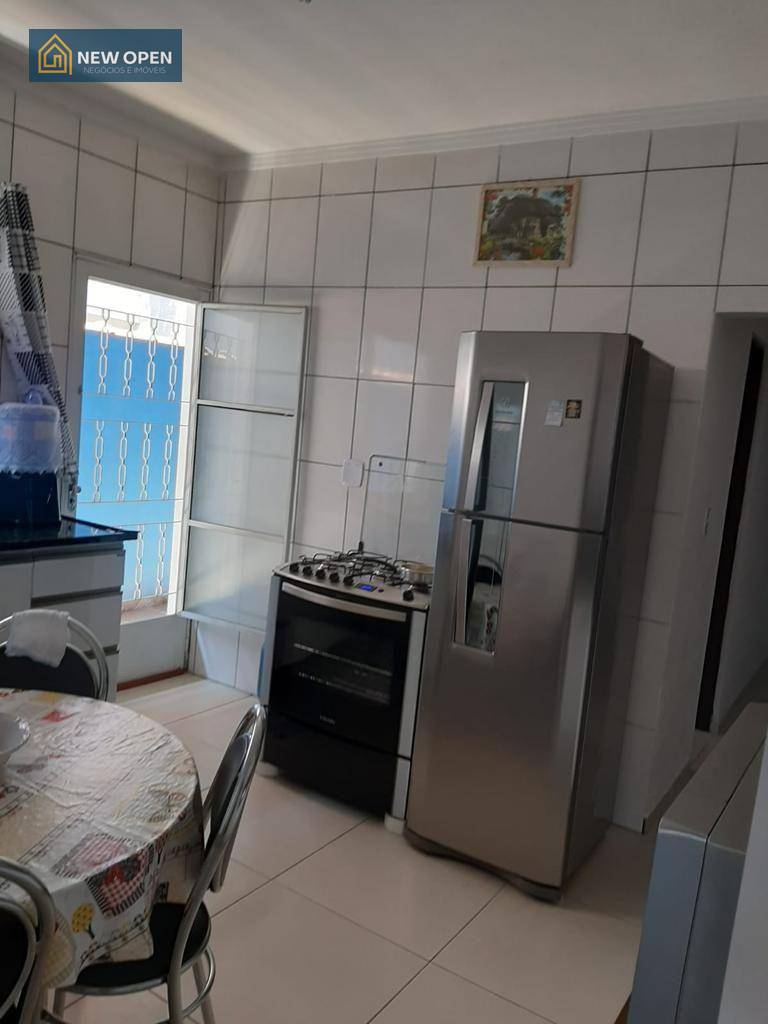 Casa à venda com 2 quartos, 122m² - Foto 6