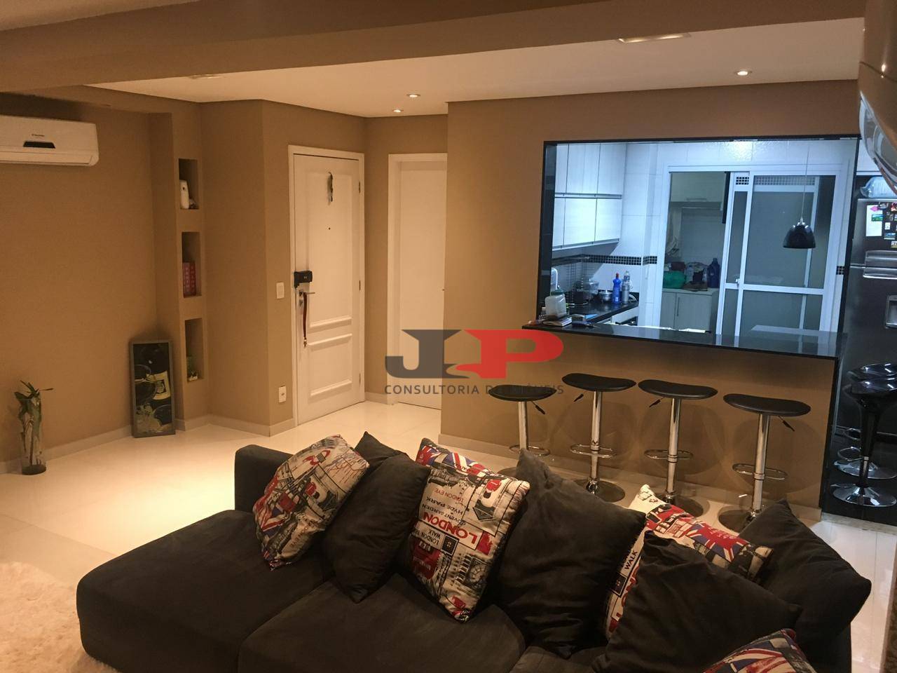 Apartamento à venda com 2 quartos, 94m² - Foto 4