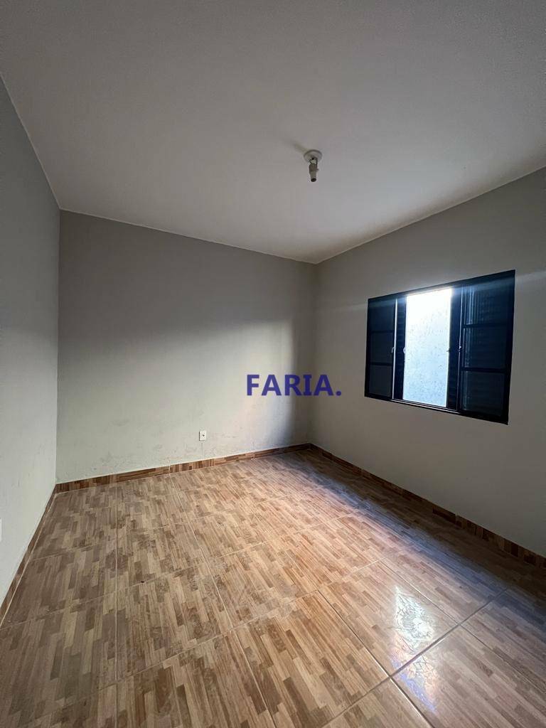 Casa à venda com 2 quartos, 100m² - Foto 5