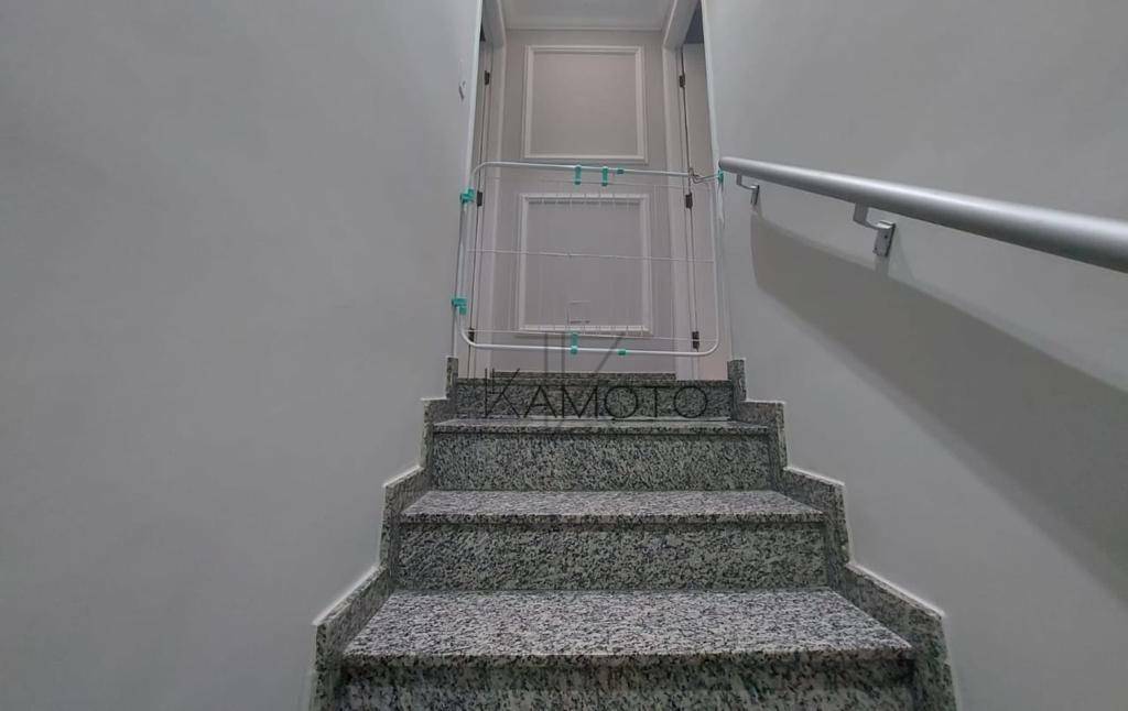 Sobrado à venda com 2 quartos, 100m² - Foto 15