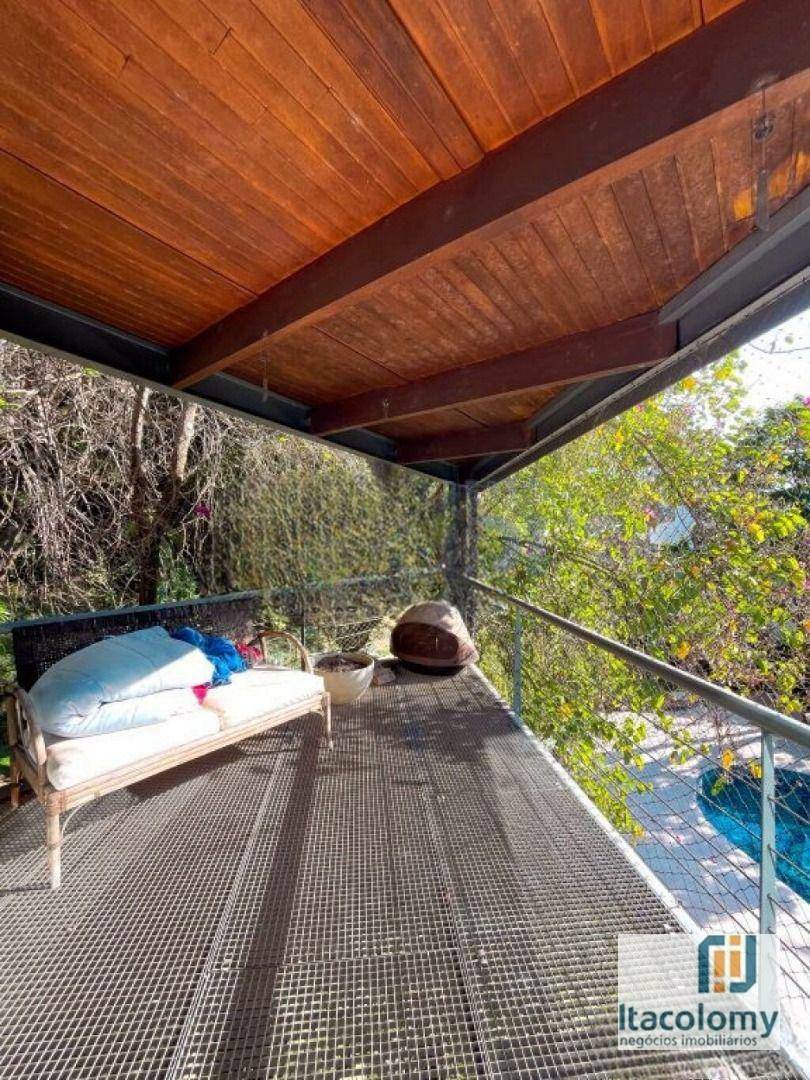 Casa de Condomínio à venda com 3 quartos, 530m² - Foto 58