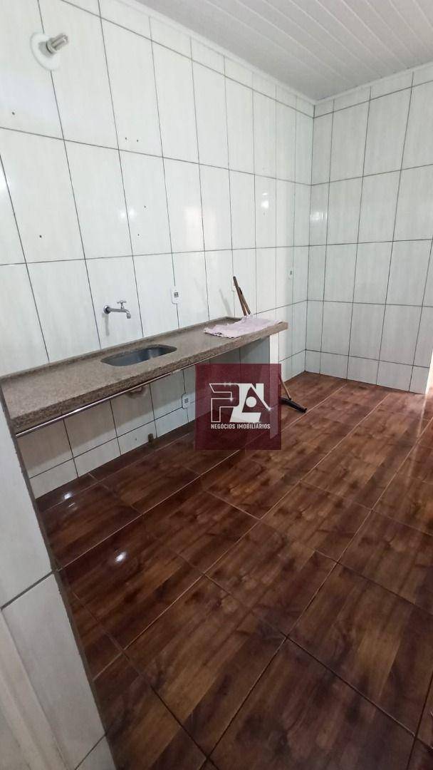 Casa à venda e aluguel com 2 quartos, 170m² - Foto 11